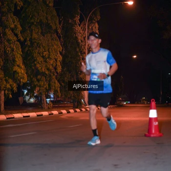 Runner Photo 3439831