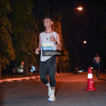 Runner Photo 3439833