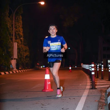 Runner Photo 3439848