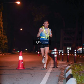 Runner Photo 3439850