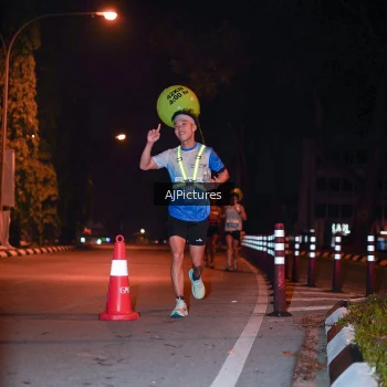 Runner Photo 3439856
