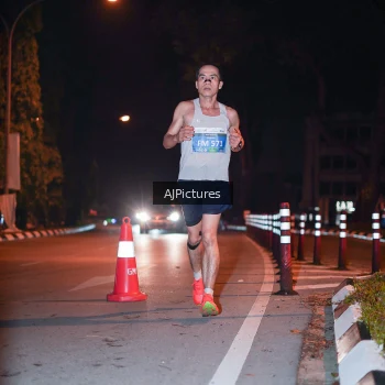 Runner Photo 3439863