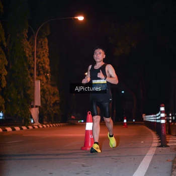 Runner Photo 3439866