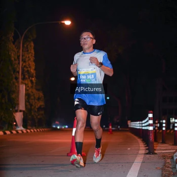 Runner Photo 3439872