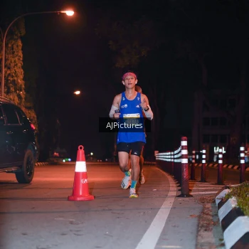 Runner Photo 3439873