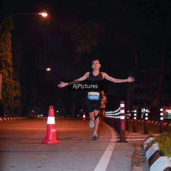 Runner Photo 3439880