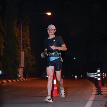 Runner Photo 3439884