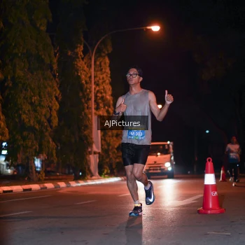 Runner Photo 3439930