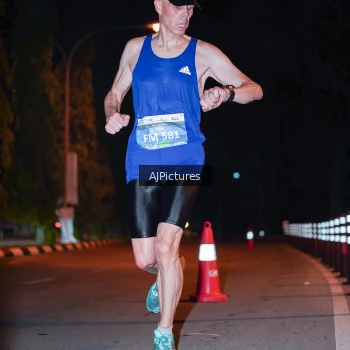 Runner Photo 3439941