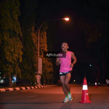 Runner Photo 3439947