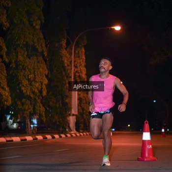 Runner Photo 3439948