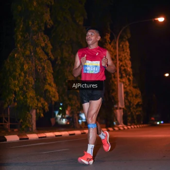 Runner Photo 3439949