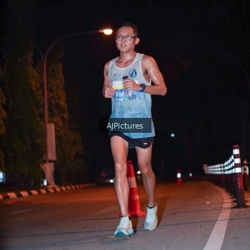 Runner Photo 3439954