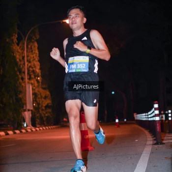 Runner Photo 3439969