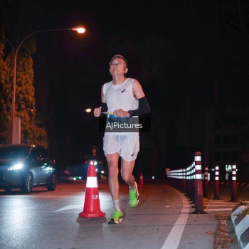Runner Photo 3439974