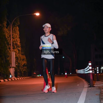 Runner Photo 3439985