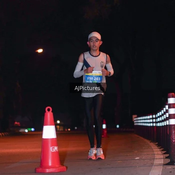 Runner Photo 3439990