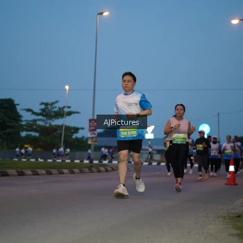 Runner Photo 3440042
