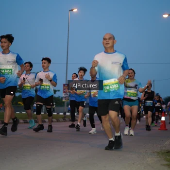 Runner Photo 3440063