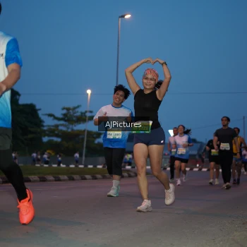 Runner Photo 3440153