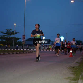 Runner Photo 3440217