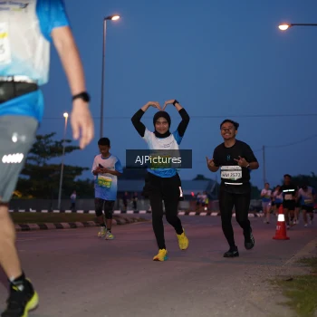 Runner Photo 3440233