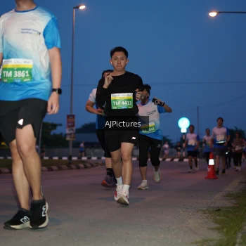 Runner Photo 3440244