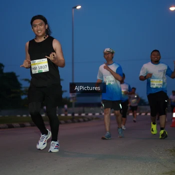 Runner Photo 3440248