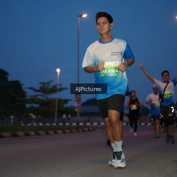 Runner Photo 3440253