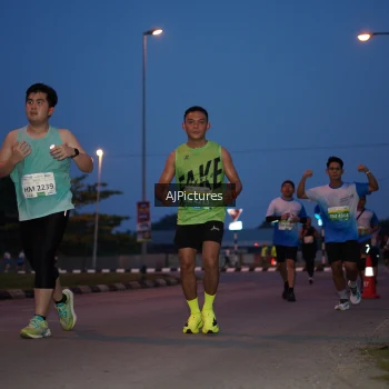 Runner Photo 3440255