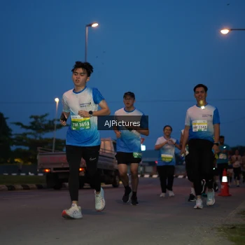 Runner Photo 3440266