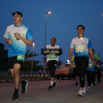 Runner Photo 3440271