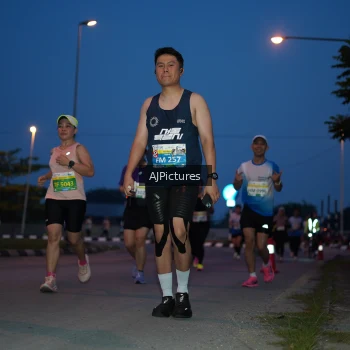Runner Photo 3440285
