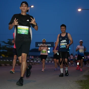 Runner Photo 3440289