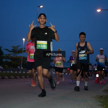 Runner Photo 3440292