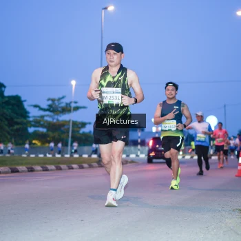 Runner Photo 3440300