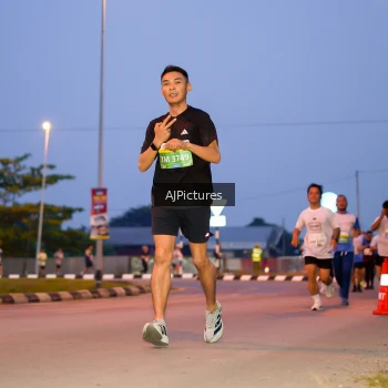 Runner Photo 3440349