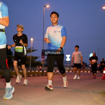 Runner Photo 3440357