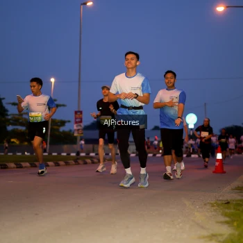 Runner Photo 3440361