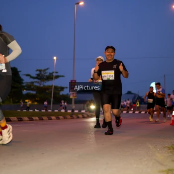 Runner Photo 3440371