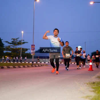 Runner Photo 3440378