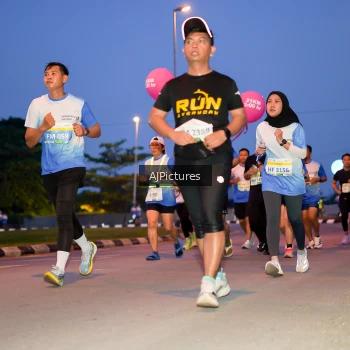 Runner Photo 3440416