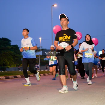 Runner Photo 3440418