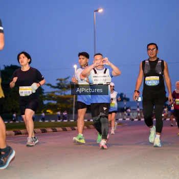 Runner Photo 3440427