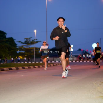 Runner Photo 3440481