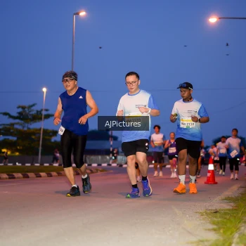 Runner Photo 3440508