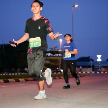 Runner Photo 3440523