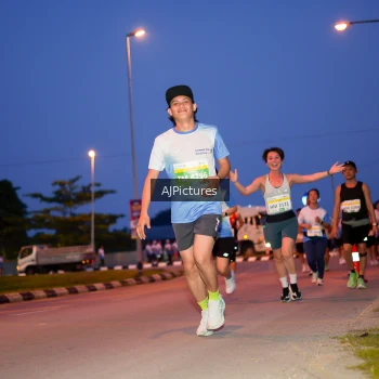 Runner Photo 3440547