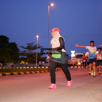 Runner Photo 3440553