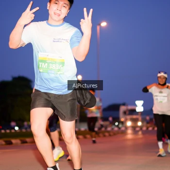 Runner Photo 3440565